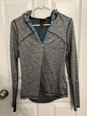 Zella Gray Heather Quarter-Zip Pullover with Blue Trim